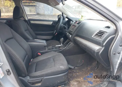 2015 Subaru Legacy 2.5I из США, поврежденный, VIN 4S3BNBA62F3038099